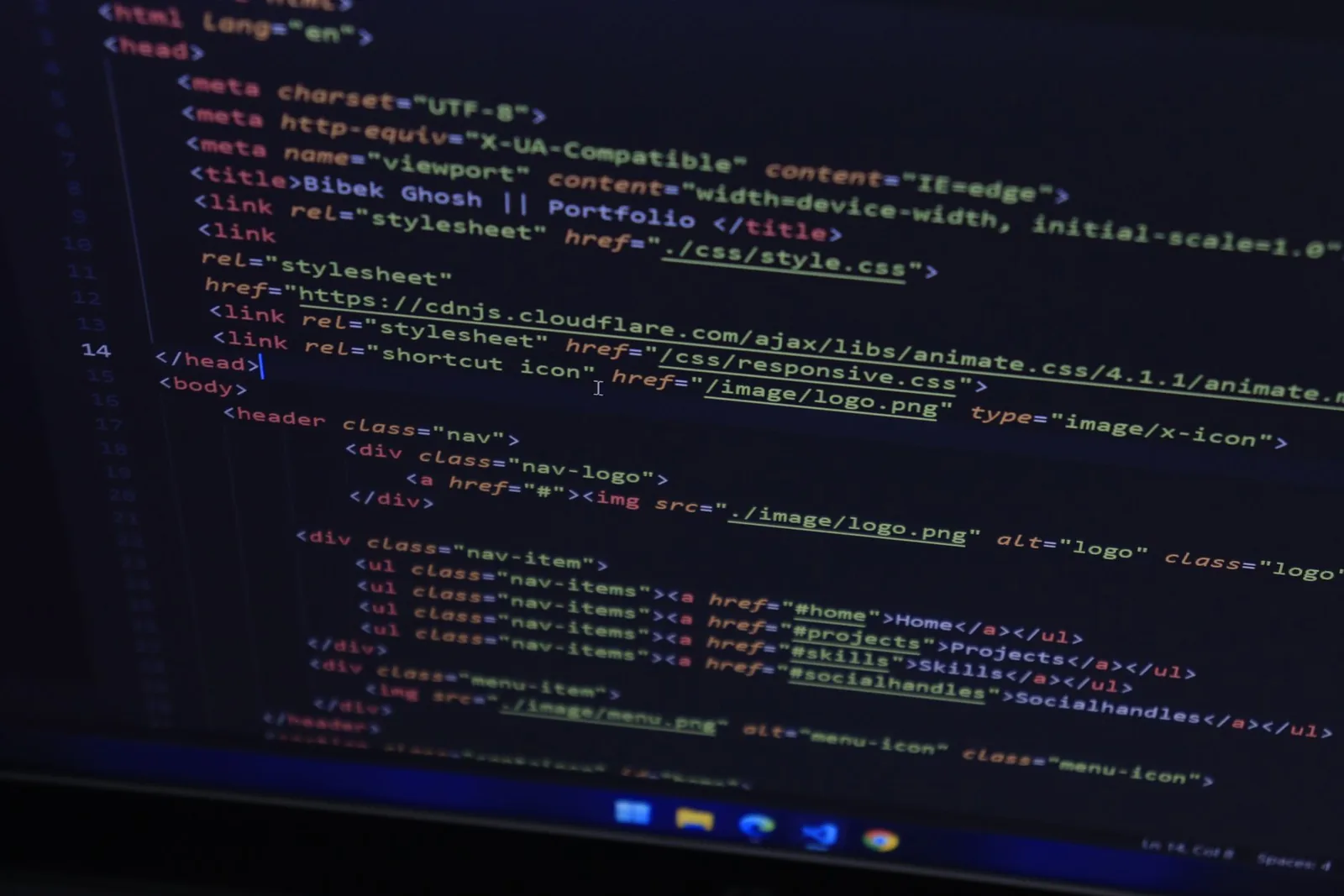 HTML markup on a screen: the layer that tells a machine what the things on a page actually are.
